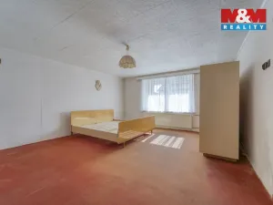 Prodej rodinného domu, Kladruby, Husova, 131 m2