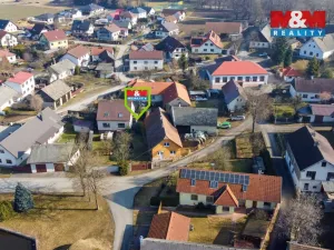 Prodej rodinného domu, Stáj, 250 m2