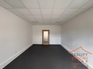 Pronájem výrobních prostor, Hradec Králové, U Fotochemy, 220 m2