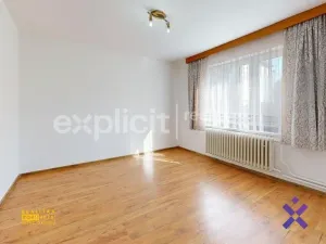 Pronájem bytu 1+1, Zlín, Kamenitá, 32 m2
