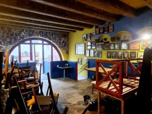 Pronájem obchodního prostoru, Opava, Dolní náměstí, 194 m2