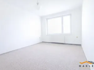 Pronájem bytu 3+1, Jindřichův Hradec - Jindřichův Hradec IV, Mládežnická, 79 m2