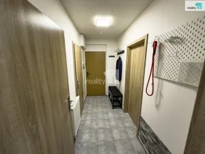 Prodej bytu 3+kk, Lošany, 64 m2