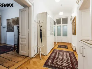 Pronájem kanceláře, Praha - Nové Město, Na Zderaze, 180 m2