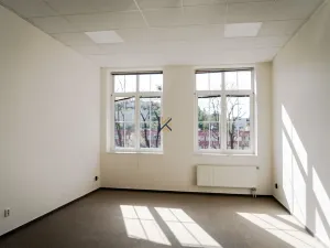 Pronájem kanceláře, Praha - Smíchov, Nádražní, 35 m2