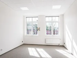 Pronájem kanceláře, Praha - Smíchov, Nádražní, 35 m2