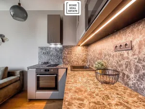 Prodej bytu 2+kk, Praha - Strašnice, Černokostelecká, 40 m2