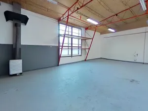 Pronájem skladu, Pelhřimov, Libkovodská, 110 m2