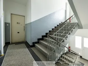 Pronájem bytu 2+kk, Praha - Košíře, Holečkova, 44 m2