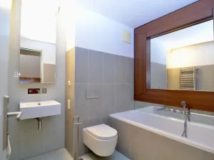 Prodej bytu 6+kk a větší, Praha - Karlín, Šaldova, 194 m2