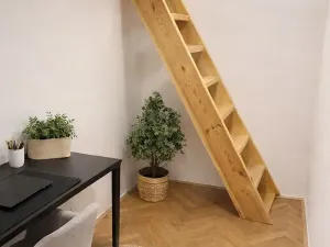 Pronájem bytu 2+kk, Praha - Vinohrady, Hradecká, 38 m2