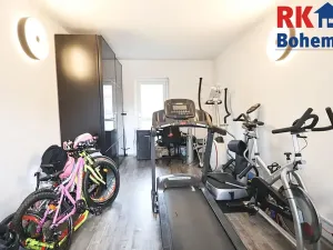 Prodej rodinného domu, Praha - Újezd nad Lesy, Lutínská, 18 m2