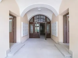 Prodej kanceláře, Mariánské Lázně, Ruská, 78 m2