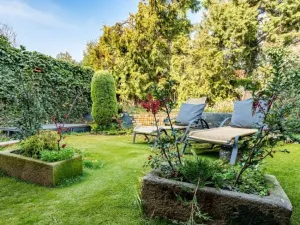 Prodej rodinného domu, Praha - Kobylisy, Sedlecká, 200 m2