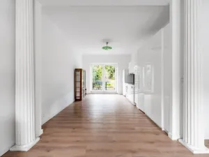 Prodej rodinného domu, Praha - Kobylisy, Sedlecká, 200 m2