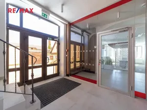 Prodej obchodního prostoru, Králíky, 5. května, 519 m2