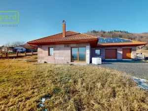 Prodej rodinného domu, Krupka - Unčín, Polní, 200 m2