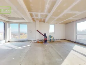 Prodej rodinného domu, Krupka - Unčín, Polní, 200 m2