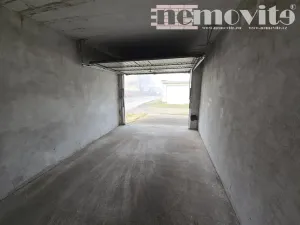 Pronájem garáže, Praha - Braník, Věkova, 15 m2