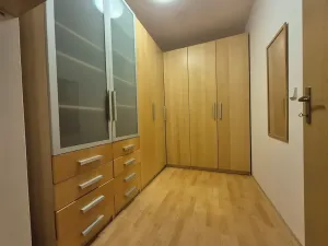 Pronájem bytu 2+kk, Brno, třída Generála Píky, 45 m2
