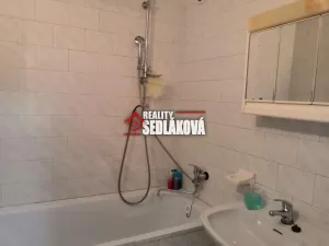 Prodej bytu 2+1, Děčín - Děčín VI-Letná, Školní, 57 m2