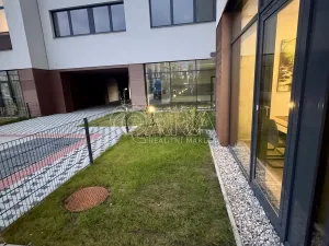 Pronájem bytu 1+kk, Praha - Žižkov, Malešická, 42 m2