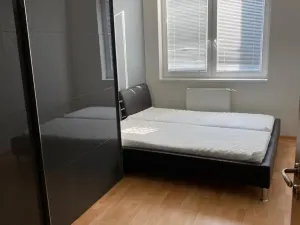 Pronájem bytu 3+kk, Praha - Vysočany, Poděbradská, 80 m2