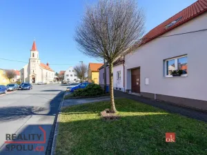 Prodej rodinného domu, Koloveč, nám. Svobody, 160 m2