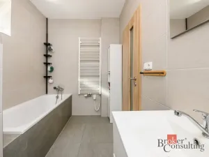 Prodej rodinného domu, Koloveč, nám. Svobody, 160 m2