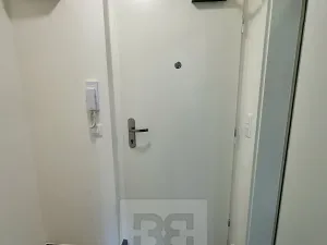 Pronájem bytu 1+kk, Tuchoměřice, V Kněžívce, 22 m2