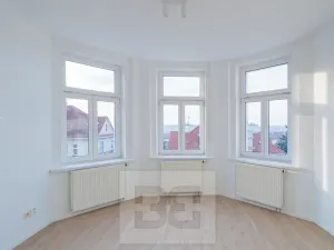 Pronájem bytu 3+1, Praha - Libeň, Na stráži, 110 m2