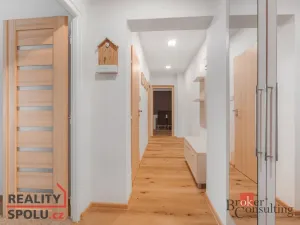 Prodej bytu 3+1, Plzeň - Doubravka, Železničářská, 77 m2