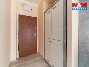 Prodej bytu 2+1, Cheb, Na Hradčanech, 54 m2