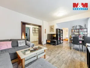 Prodej bytu 4+1, Karlovy Vary, Sládkova, 94 m2