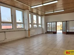 Pronájem obchodního prostoru, Rájec-Jestřebí - Rájec, 90 m2