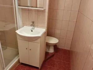 Pronájem bytu 1+1, Děčín - Děčín III-Staré Město, Jezdecká, 36 m2