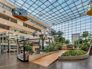 Pronájem kanceláře, Praha, Mezi vodami, 1365 m2