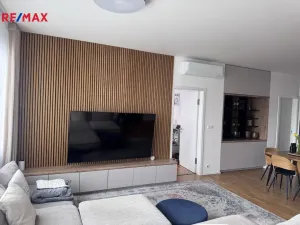 Prodej bytu 4+kk, Praha - Libeň, Zenklova, 118 m2