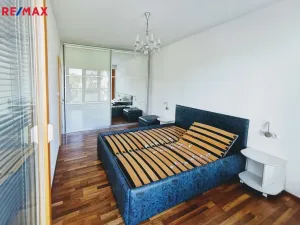 Pronájem bytu 4+kk, Praha - Hrdlořezy, Hrdlořezská, 99 m2