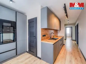 Prodej bytu 4+1, Tachov, Bělojarská, 84 m2