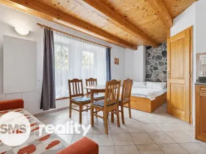 Prodej apartmánu, Štítary, 665 m2