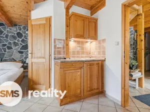 Prodej apartmánu, Štítary, 665 m2