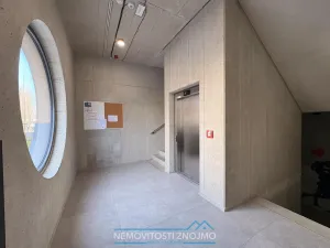 Pronájem bytu 2+kk, Znojmo, Kotkova, 53 m2