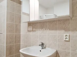 Pronájem bytu 1+kk, Úholičky, Roztocká, 37 m2