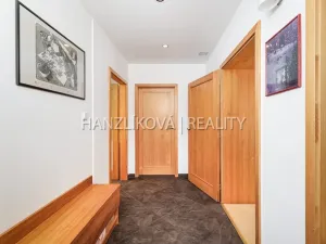 Prodej bytu 4+kk, České Budějovice - České Budějovice 6, M. Vydrové, 143 m2