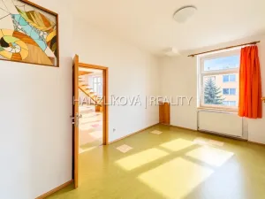 Prodej bytu 4+kk, České Budějovice - České Budějovice 6, M. Vydrové, 143 m2
