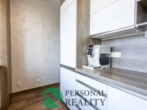 Prodej bytu 3+1, Zliv, Školní, 75 m2