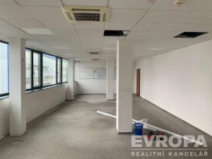 Pronájem kanceláře, Pardubice - Zelené Předměstí, třída Míru, 102 m2