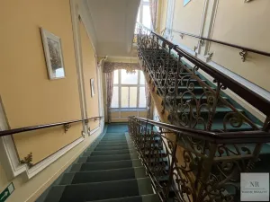 Pronájem bytu 2+1, Karlovy Vary, Pod Jelením skokem, 42 m2