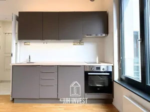 Pronájem bytu 1+kk, Praha - Smíchov, Grafická, 30 m2